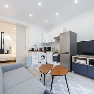 Appartement Luxurious And Cosy In The Center Of 14, Parijs